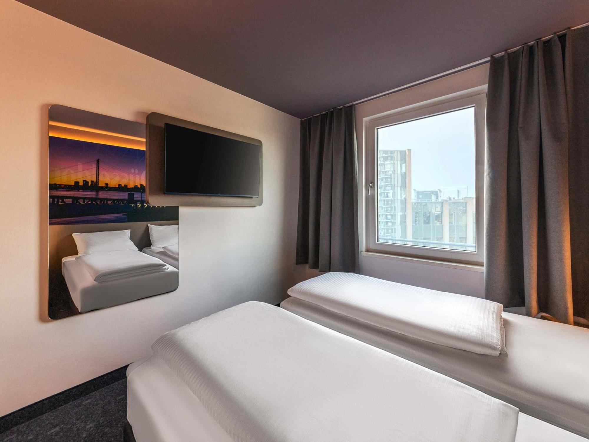 Duesseldorf-city 3*